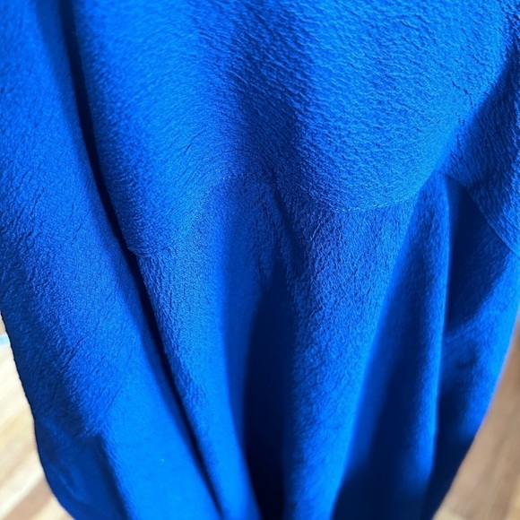 Wilfred Free Aritzia Shirt Women XS Oversized Solid Blue Button-Up Long Sleeve - Picture 8 of 8